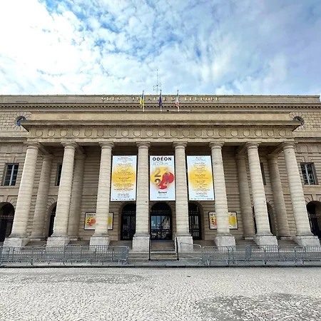 Luxembourg Gardens - Prestige Family With Lift For 8, 4br